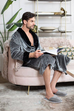 Load image into Gallery viewer, Men&#39;s Shawl Collar Fleece Robe
