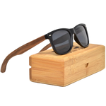 Charger l&#39;image dans la galerie, Walnut Wood Sunglasses with Black Polarized Lenses
